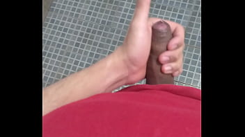 Bulto De Pene Masturbada Explosiva!