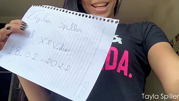 Tayla Spiller | Pousando Na Pista Do Xvideos | Esse é Meu Vídeo De Verificação