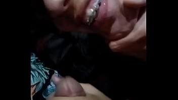 Le Chupo La Verga En El Colectivo Y Casi Nos Descubren