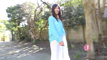 CUHE-014 粟野えみり / キューティーハート 温泉イメージ、アイドル映像メーカー マーレーインターナショナル MarrayDOGA　着エロ　水着　巨乳　制服