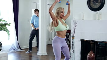 Sneaking On My Hot Latin Step Mom Working Out - Milfed