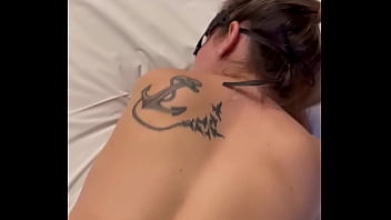 Casada Perguntando Se O Corno Vai Deixar Ela Dar Para Outro Macho. Completo No Red