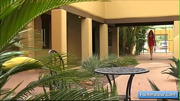 Sensual Natural Busty Brunette Teen Amateur Aveline Fuck Her Wet Juicy Bald Pussy Deep And Hard With Yellow Vegetable