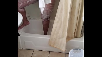 Honeybunzz74 Shower Clip