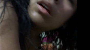 Mientras Otros Le Dan Me Encanta... Yo Le Doy Por Donde Le Encanta