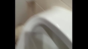 Petit Plaisir Dans Un Wc De Supermarché