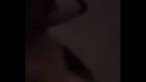 Mi Novia Me Engaña Y Me Envía Un Video Besándose Con Su Amante