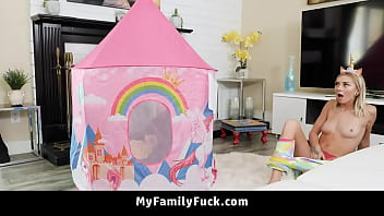 Fucking My Little Step Sister While Playing With Her - Myfamilyfuck