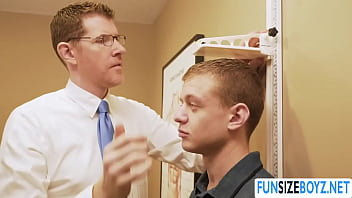 Gay Ian Sucks And Fucked By His Doctor