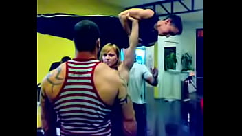 Power Team Kronos Irene Gutierrez Lift Above Head