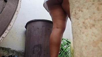 Mendilata . A Catadora De Latinha Mais Gostosa Do Brasil