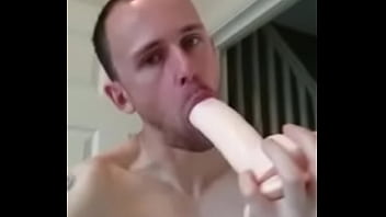 Uk Fag Mark Deepthroats Dildo
