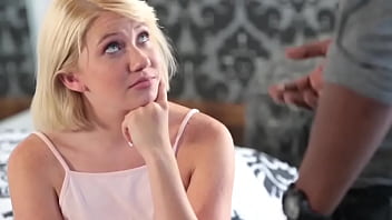 Teenswishblackcocks.com - Zelda Gets A Call From Her Boyfriend Who She Really Misses. Turns Out Hes Been Grounded, But Supposedly Has The House All To Himself For Now, So He Invites Zelda Over.