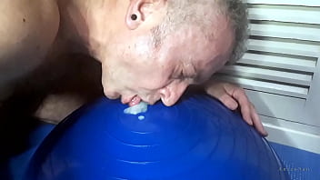 Me Pajeo Y Me Como Mi Propia Leche - Anzzosan