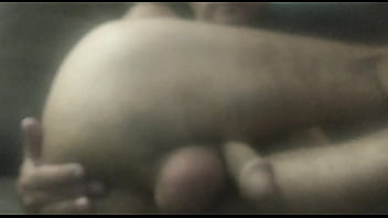 Marido Passivo Exibindo O Piruzinho Depois De Uma Punheta.