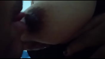 Muestro Mis Tetas En Lenceria