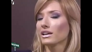 ⁣___ Voditeljka Jovana Jankovic U Sexy Izdanjuu. Hot Legs - Youtube _ Google Chrome