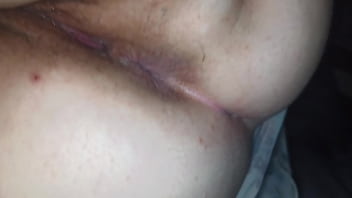 Procurando Cravos Na Bunda Da Esposa