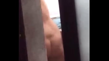 Milf Espiada En La Ducha (comenten)