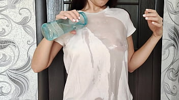 Stepson Noticed Stepmother' Wet T-shirt And Sucked Her Nipples