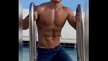 Jeans, Wet, Tight - Unknown - 2025 - Steamy - Show - Video 1772450