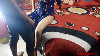 Desi Housewife Sex With Cleaning House(localsex31)