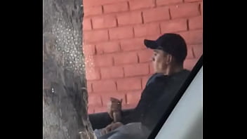 Chero Callejero Se Masturba En Público