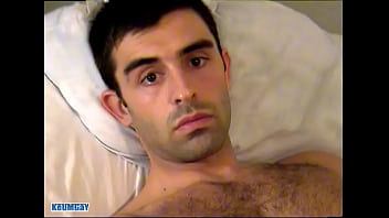 Delivery Str8 Guy Touched By A Gay In Spite Of Himself