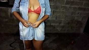 Abbihot Se Folla Al Amigo De Su Marido Mientras él Trabaja