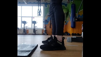 A Young Female Shakes Her Ass In The Gym