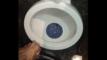 Novinho Exibindo Pirocão