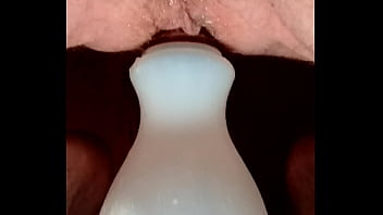 Scott' New Toy - insertion, quart-size - Video 1765621