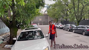 Paguei O Flanelinha Folgado Com Uma Mamada * John Coffee *