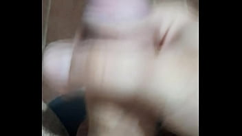 Batendo Uma Pra Relaxar - tesao, gostoso - Video 1680535