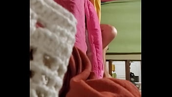 Matrimonio Planifica Como Follar Con La Cuñada Y Un Chico Vergon De Un Bar, Los Dos Son Liberales Y Les Gusta Disfrutar El Sexo Dialogo Cachondo Por Telfono, Video Robado A La Cuñada.