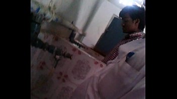 Indian Men Pissing Madda1