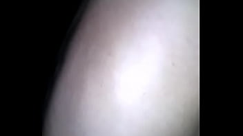 Dándole La Lechita En La Boca