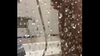 Sr Meireles Brincando No Banho