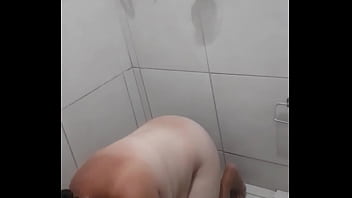 Minha Esposa Limpando O Banheiro Bem Gostozinha