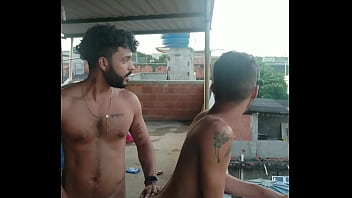 Eu E Meu Vizinho Fomos Foder Na Laje E Quase Fomos Pegos Davi Lobo