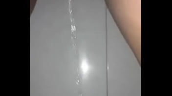 Chuva Dourada, Bebendo Mijo De Uma Amiga No Rj!!!