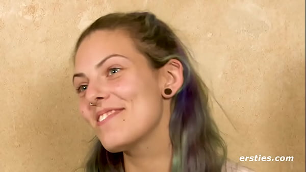 Horny Woman From Düsseldorf Brings Herself To A Climax With Toys