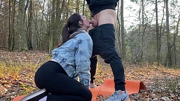 Vlog Chihuahua. Pierwsze Grillowanie Kiełbasek