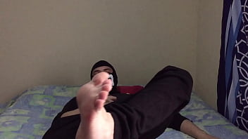 Estudiante Sucio De Hogwarts Limpia Su Varita Después De Clases (harry Potter)