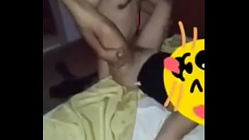 Hacen Gemir A Mi Esposa