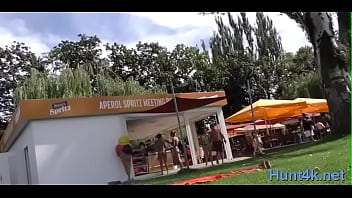 Classy Sweetie Demonstrates Oral Skills