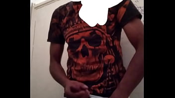 Echandome Una Chaqueta