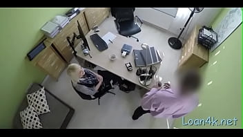 Delicious Teen Minx Begs For Dinky