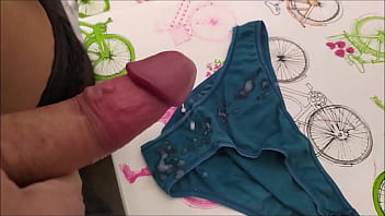 Corrida En Bragas De Mi Mujer 220