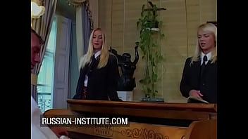 Music Lesson Ends Up In A Threesome With Two Hot Blondies